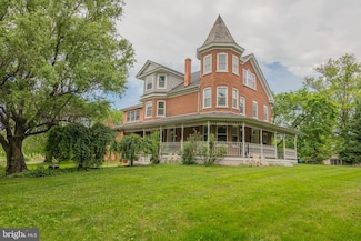 771 S Trappe Rd, Collegeville, PA 19426