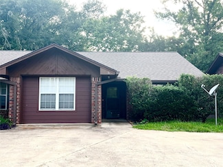2904 Old Houston Rd Unit 5, Huntsville, TX 77340