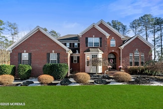 525 Cobain Rd, Jackson, NJ 08527