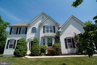 47 Doe Run Ln, Pottstown, PA 19464