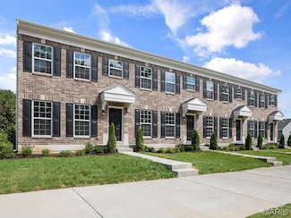 304 Fall Harvest Pkwy, Wentzville, MO 63385