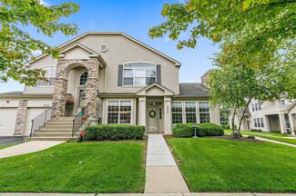 2555 Oak Dr Unit 3, West Dundee, IL 60118