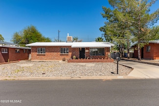 1520 N Louis Ave, Tucson, AZ 85712