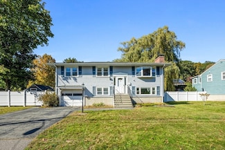 193 Bonham Rd Unit 1, Dedham, MA 02026