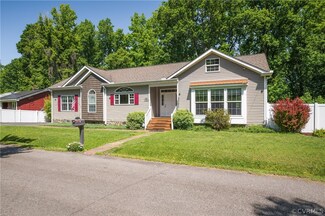 12210 Ganesh Ln, Chester, VA 23836