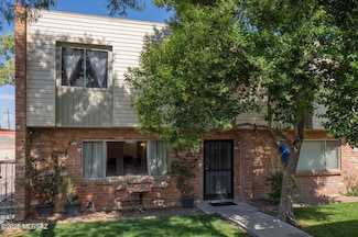 1019 N Bedford Dr, Tucson, AZ 85710