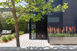 809 Folger Ave, Berkeley, CA 94710