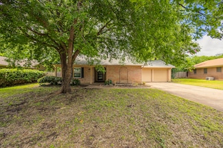 7428 Overhill Rd, Fort Worth, TX 76116