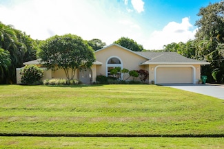 3068 SE Darien Rd, Port Saint Lucie, FL 34952