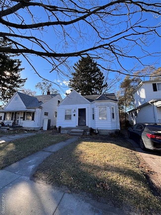 18677 Moenart St, Detroit, MI 48234