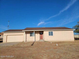 20092 E Ocotillo Dr, Mayer, AZ 86333