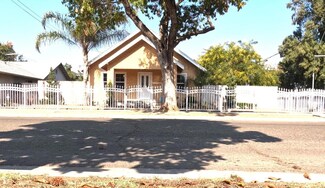 4745 E Turner Ave, Fresno, CA 93702