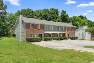 675 Hunting Creek Ln SE, Conyers, GA 30013