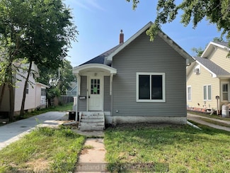 1325 W 4th St, Hastings, NE 68901