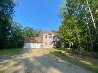 12 Elizabeth Way, Topsham, ME 04086