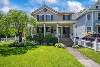 106 Hubbell St, Canandaigua, NY 14424