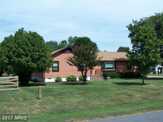 59 Haulover Cir, Montross, VA 22520