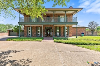 6 Carriage Square, Waco, TX 76708