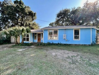 215 Hermey Ave, Pensacola, FL 32507