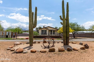 34443 S Golden Ln, Black Canyon City, AZ 85324