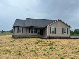 441 Greenbriar Ln, Smiths Grove, KY 42171