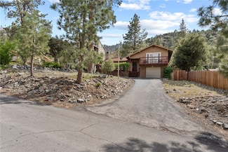 5203 Desert View Dr, Wrightwood, CA 92397