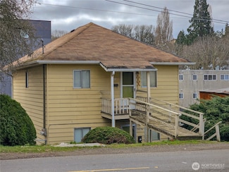 2435 S Walker St, Seattle, WA 98144