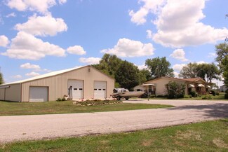101 S 8th St, Elwood, KS 66024