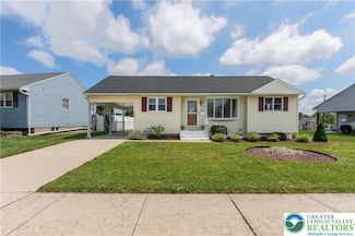 1634 Primrose Ln, Bethlehem, PA 18018