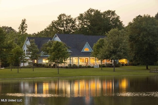 112 Blackberry Creek Rd, Flora, MS 39071