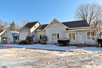 367 N Monroe St, Camden, IN 46917