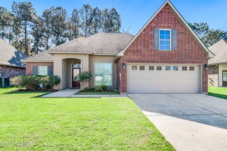 207 Woodhaven Rd, Youngsville, LA 70592