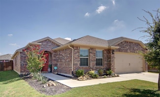 9128 High Stirrup Ln, Fort Worth, TX 76131