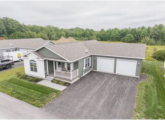 11 David Dr, Scarborough, ME 04074