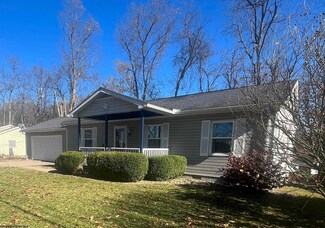 18 Overlook Dr, Bridgeport, WV 26330