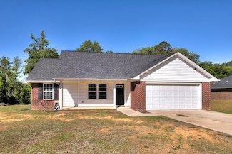 2775 Genoa Dr, Sumter, SC 29153