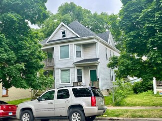 185 N Entrance Ave, Kankakee, IL 60901