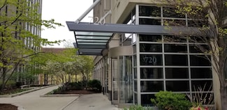 720 N Larrabee St Unit 1602, Chicago, IL 60654