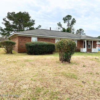2604 Bunche St, Wilmington, NC 28405