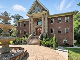 1712 Briar Ridge Rd, McLean, VA 22101
