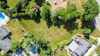132 North Dr, Eggertsville, NY 14226