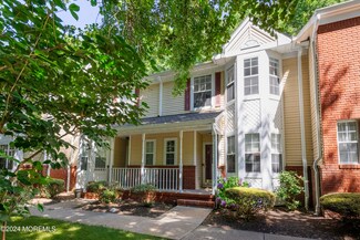 43 Lexington Ct, Holmdel, NJ 07733