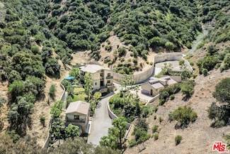 4099 Mandeville Canyon Rd, Los Angeles, CA 90049
