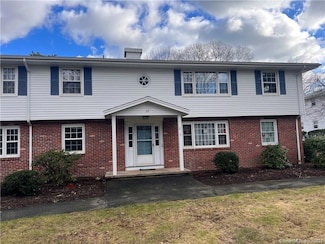 22 College St Unit 6, Clinton, CT 06413