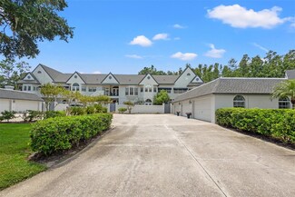 18732 Wimbledon Cir, Lutz, FL 33558
