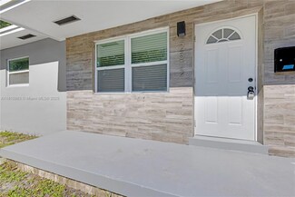 2512 NE 182nd Terrace Unit 1, North Miami Beach, FL 33160