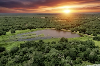 TBD Fm 682, Yoakum, TX 77957