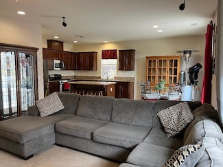 51 Sturla Way, Gilroy, CA 95020