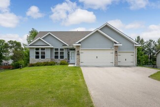 834 E Mason Dr, Edgerton, WI 53534