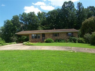 6722 Casar Rd, Lawndale, NC 28090